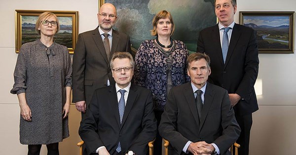The Monetary Policy Committe 2016